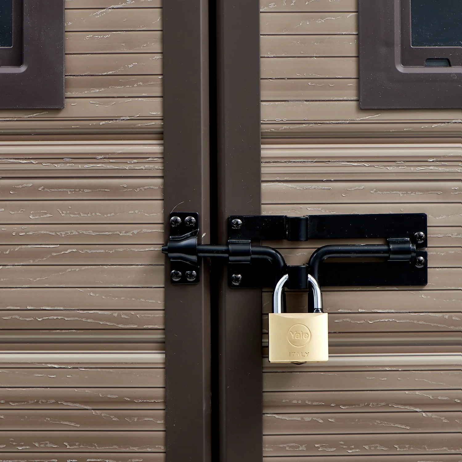 Keter Scala 6 X 8ft Outdoor Garden Apex Storage Shed - Brown 7 Keter Scala 6 X 8ft Outdoor Garden Apex Storage Shed - Brown - Image 5