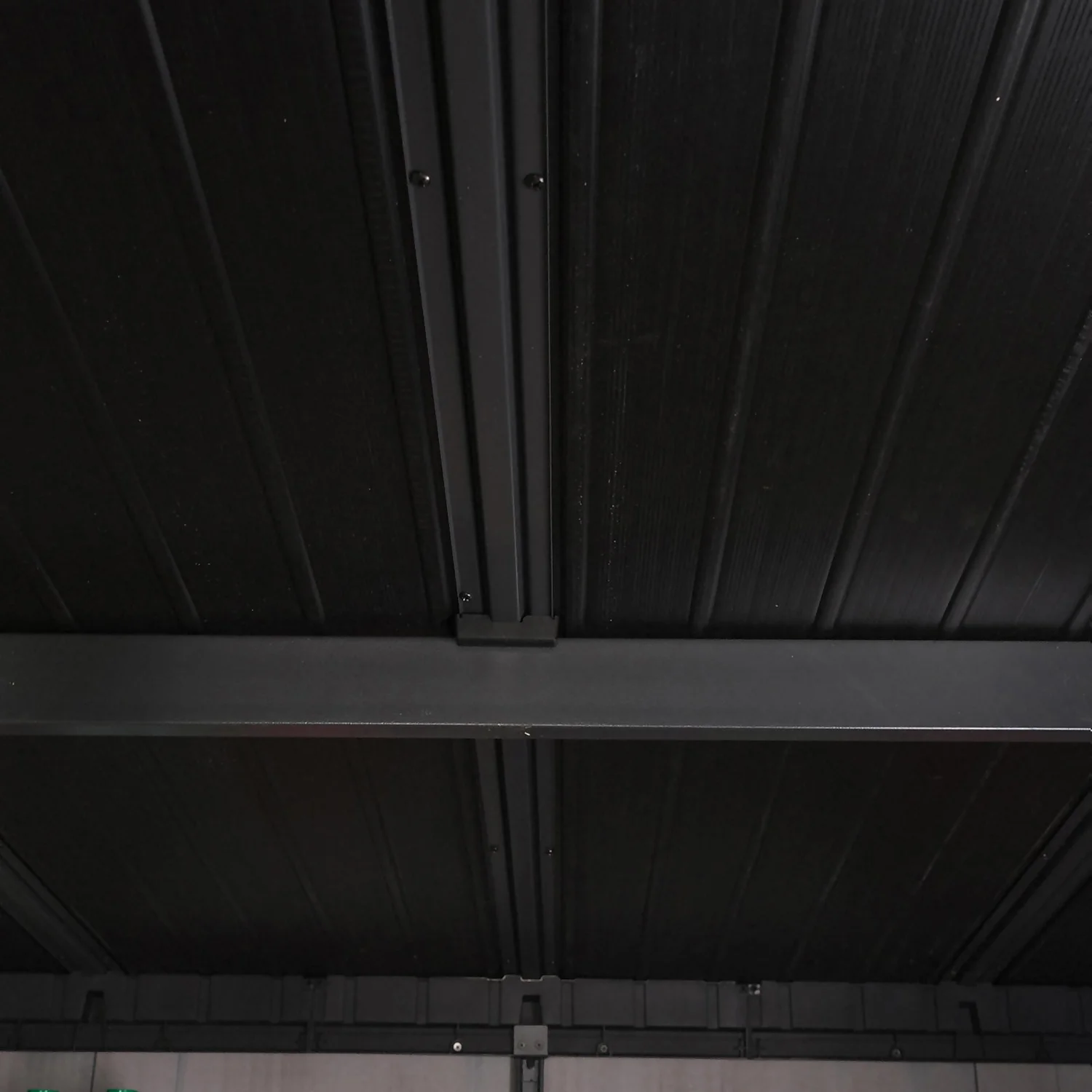 Keter Artisan 9 X 7ft Outdoor Garden Storage Pent Shed - Grey 8 Keter Artisan 9 X 7ft Outdoor Garden Storage Pent Shed - Grey - Image 6