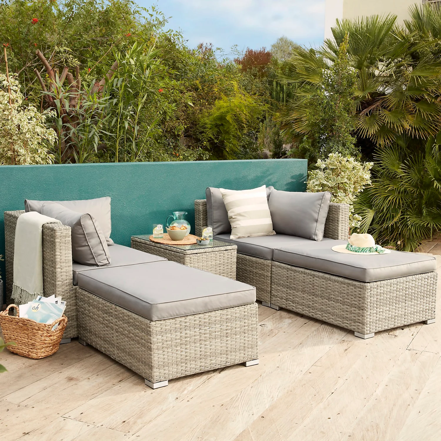 Cairo Grey Rattan Effect Garden Sofa Set 3 Cairo Grey Rattan Effect Garden Sofa Set